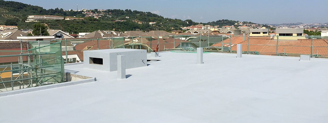 Supporti in calcestruzzo per coperture in resina