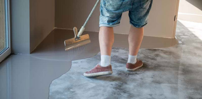 Vernice per pavimenti in ceramica? Cercate la resina